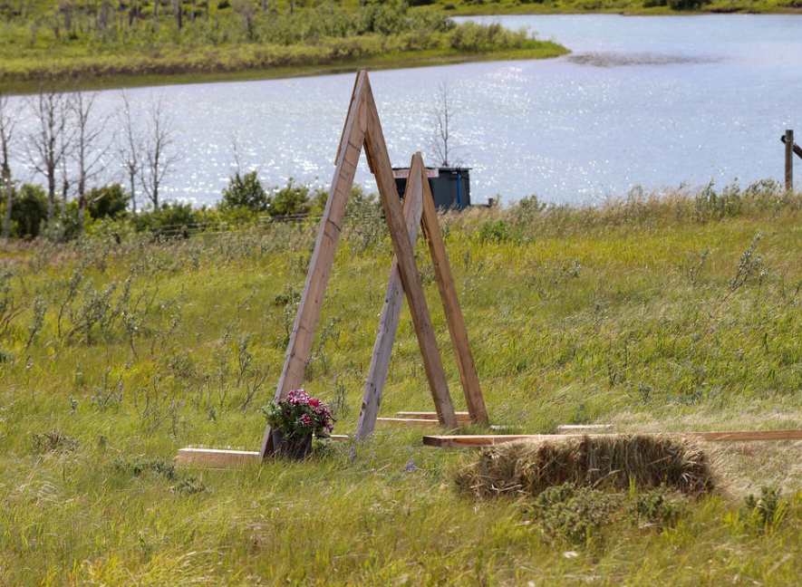 18 A wedding on a ranch